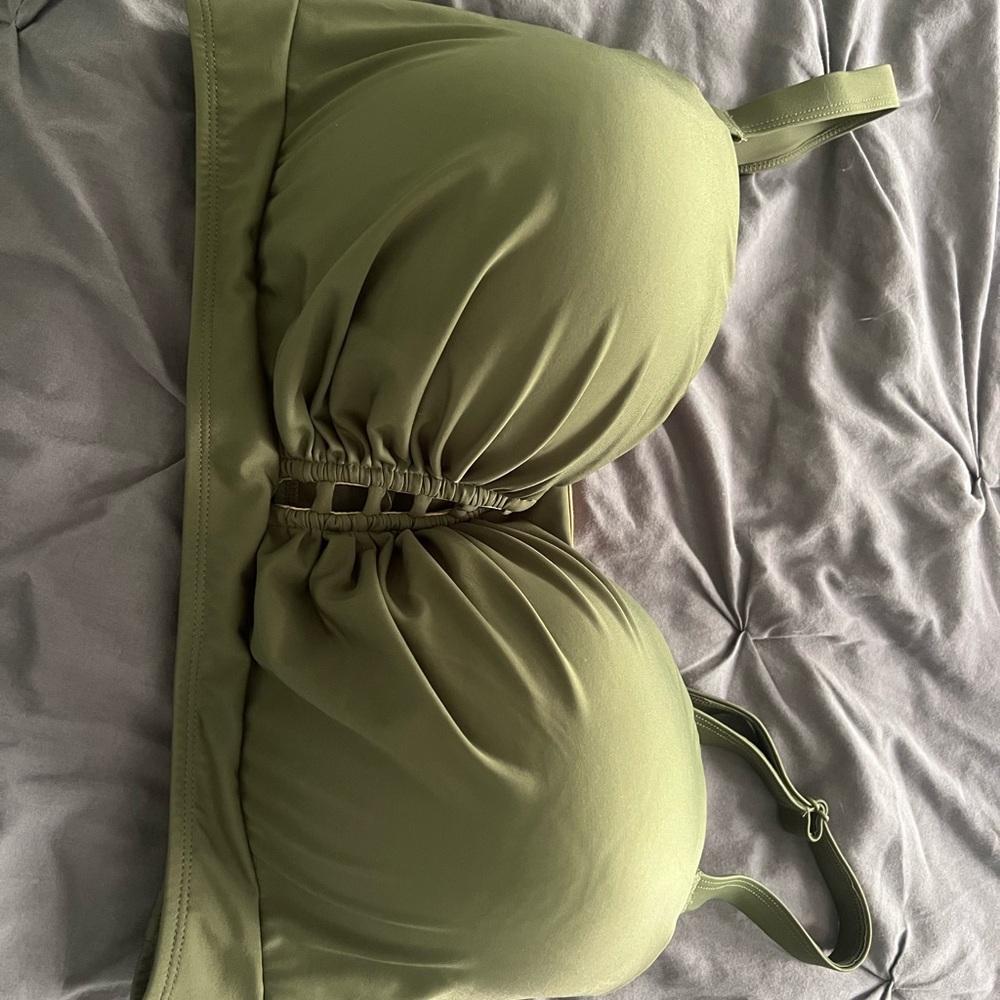 Cacique Green Bikini with Ruched Detail and Seamless Design